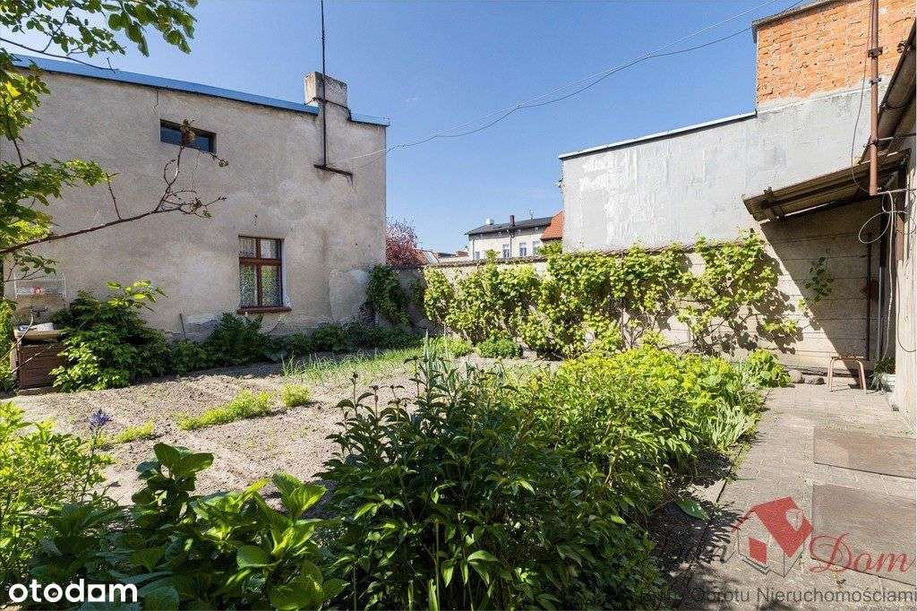 Dom w Rogoźnie z ogrodem-6