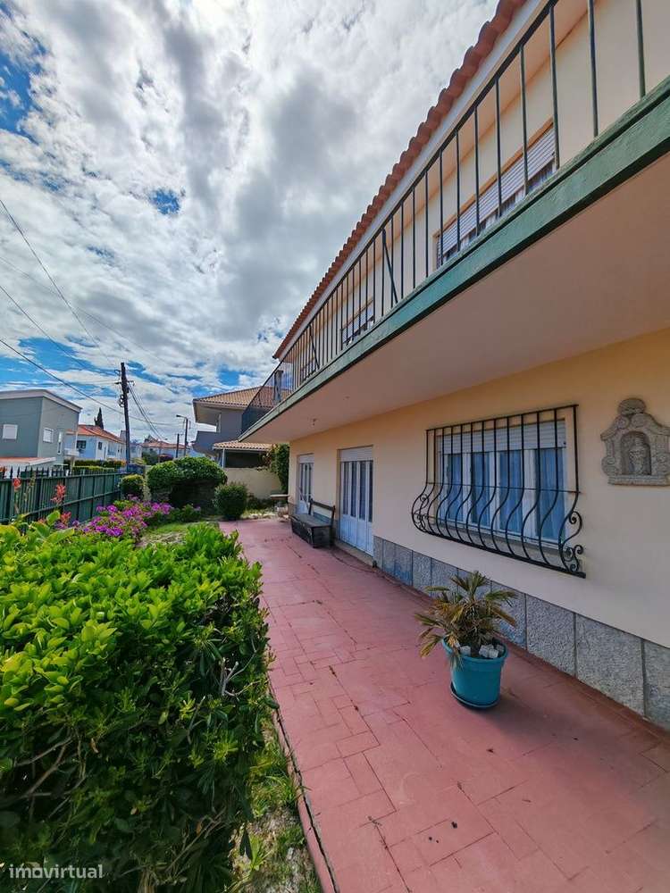 Moradia em bairro calmo de moradias - São João Estoril-5