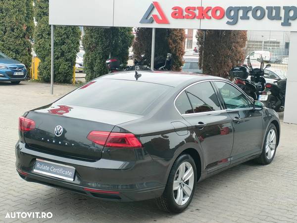 Volkswagen Passat 2.0 TDI DSG Comfortline - 4