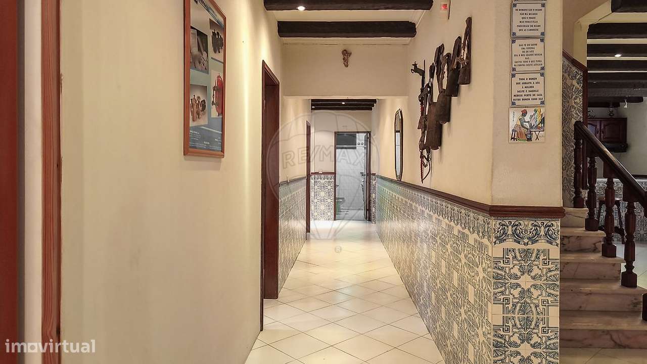 Moradia T6 para venda-29