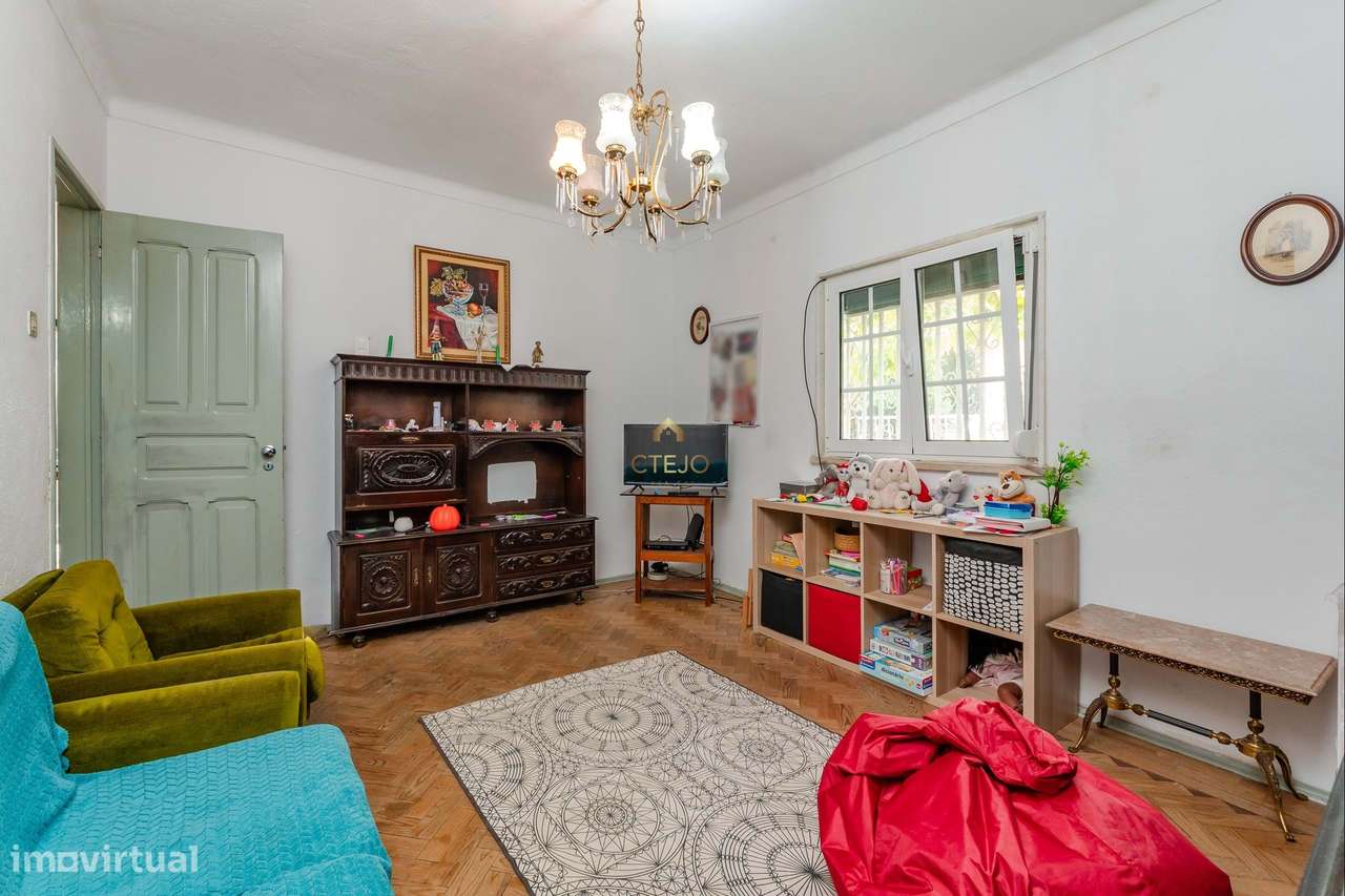 Moradia em Via Rara-9