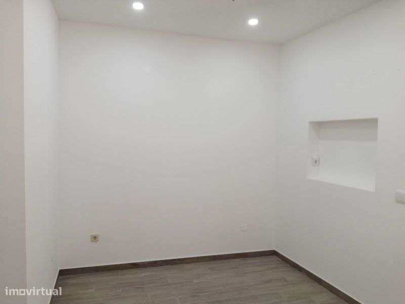 Escritório / Gabinete / Loja - Grande imagem: 5/7