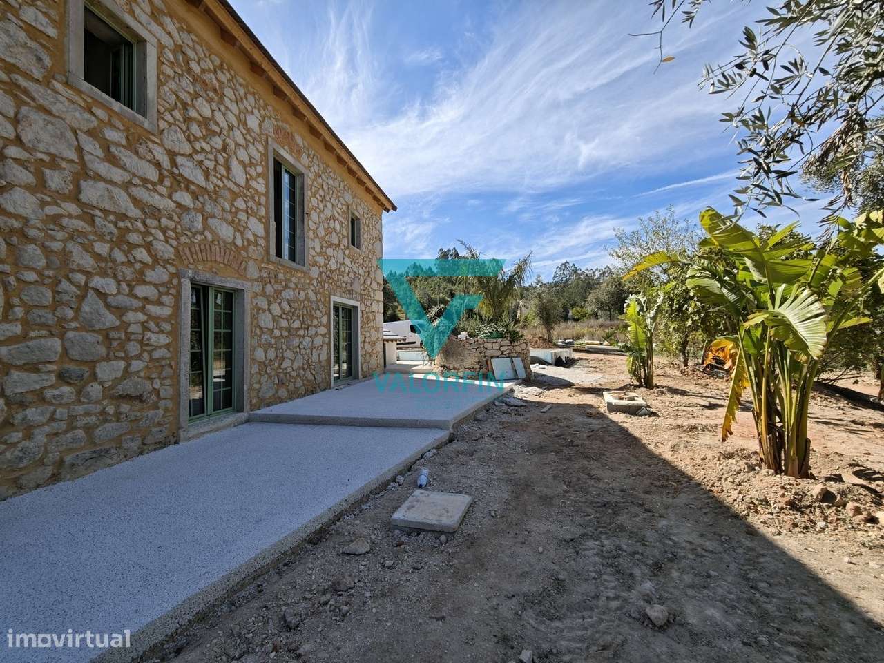 Moradia de Charme T3 c/ Piscina e Jardim / Abiul - Pombal-2