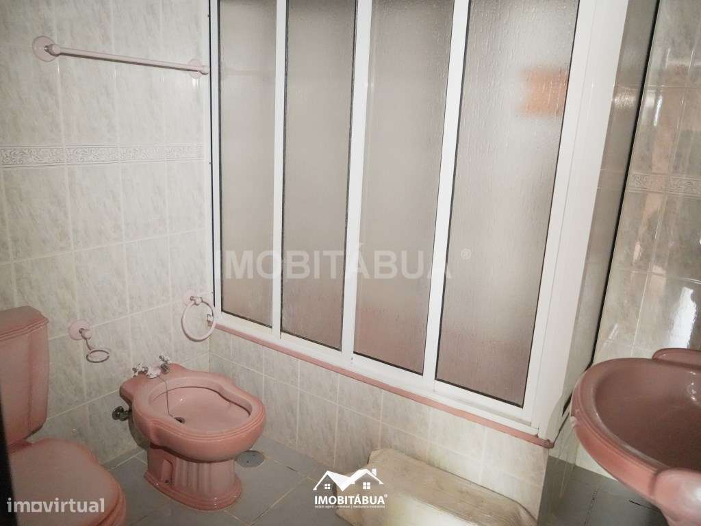 Moradia Espaçosa com Anexo, Quintal e Terraço - Cancela, perto de S...-7