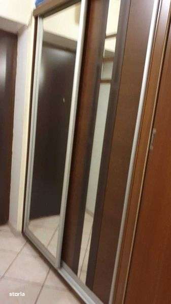 Inchiriere garsoniera mobilata Metrou Aparatrorii Patriei - Imagine principală: 4/8