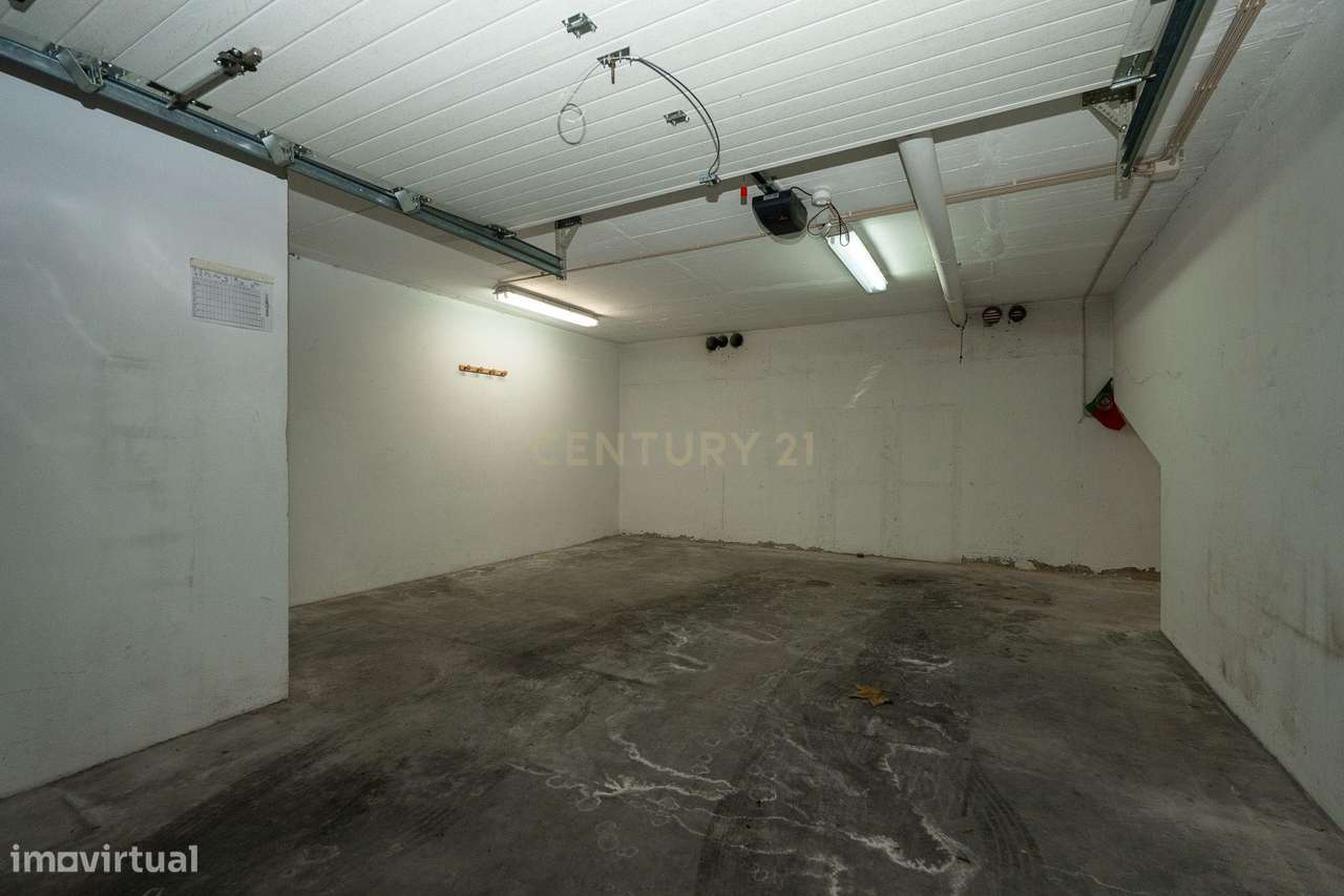 Garagem, Montijo e Afonsoeiro, Rua Mário Miguel de Sousa Rama - Grande imagem: 5/8