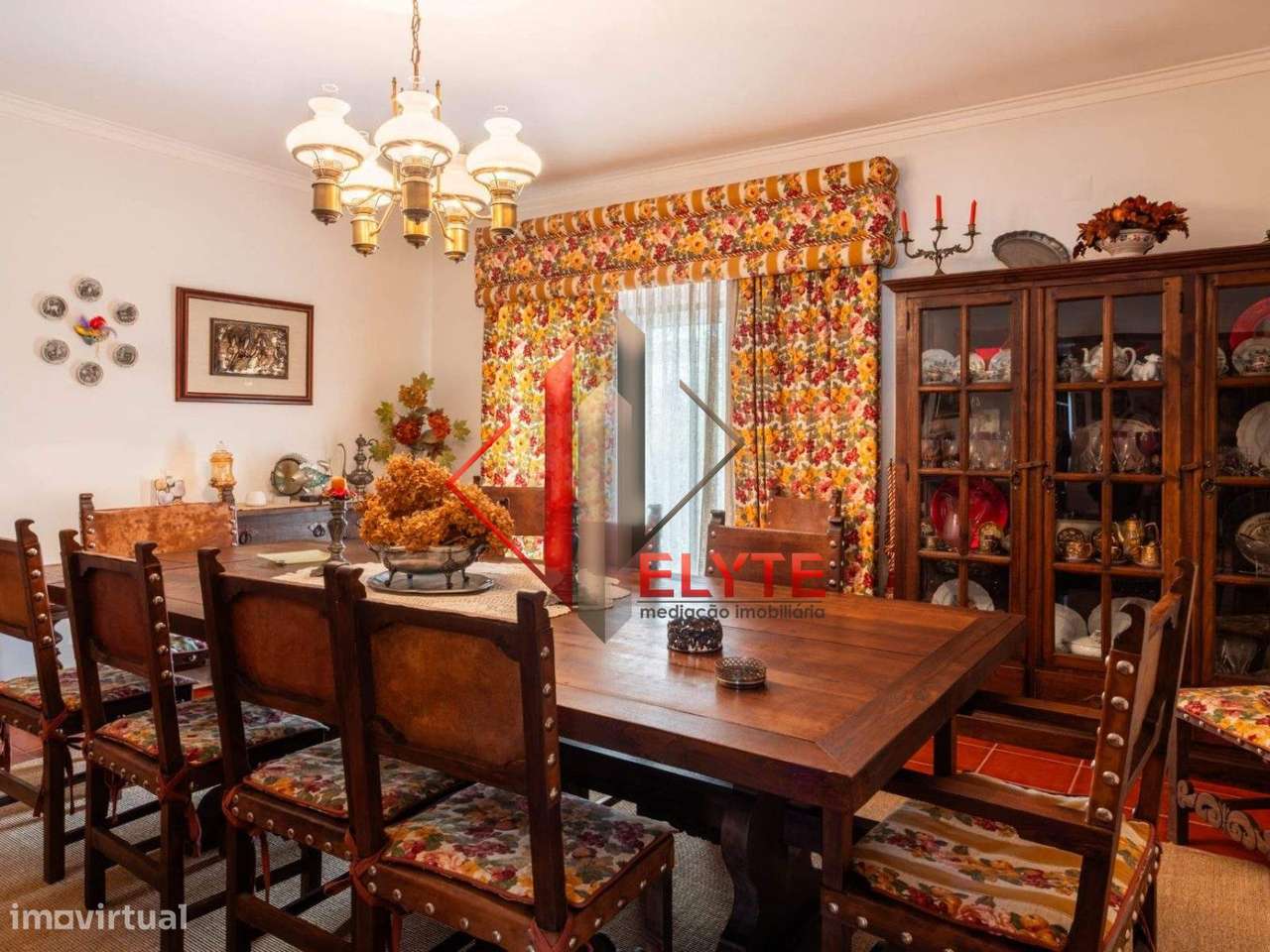 Moradia T7 no centro de Samora Correia-21