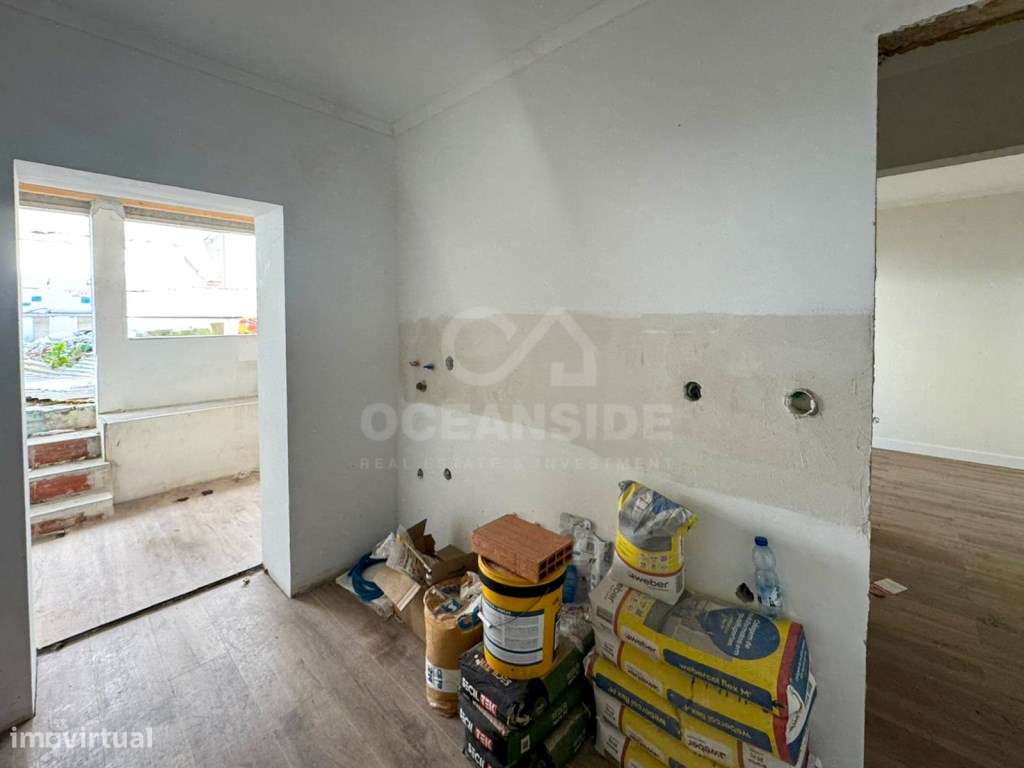 Apartamento T2 no centro de Almada-15