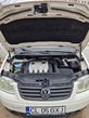 Volkswagen Touran 1.9 TDI Conceptline - 9