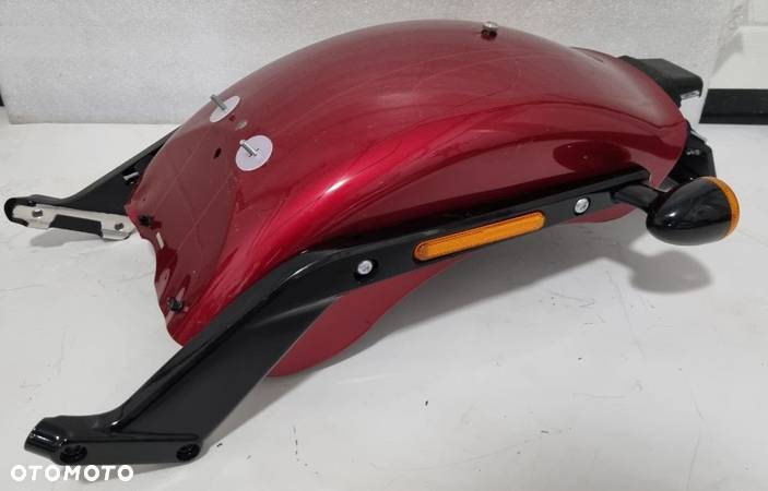 Harley Davidson Breakout FXBR Błotnik szable Kierunki 3w1 - 4