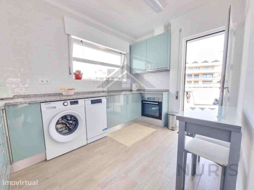 Apartamento T1 para Arrendamento Anual na Praia da Rocha - Grande imagem: 3/19