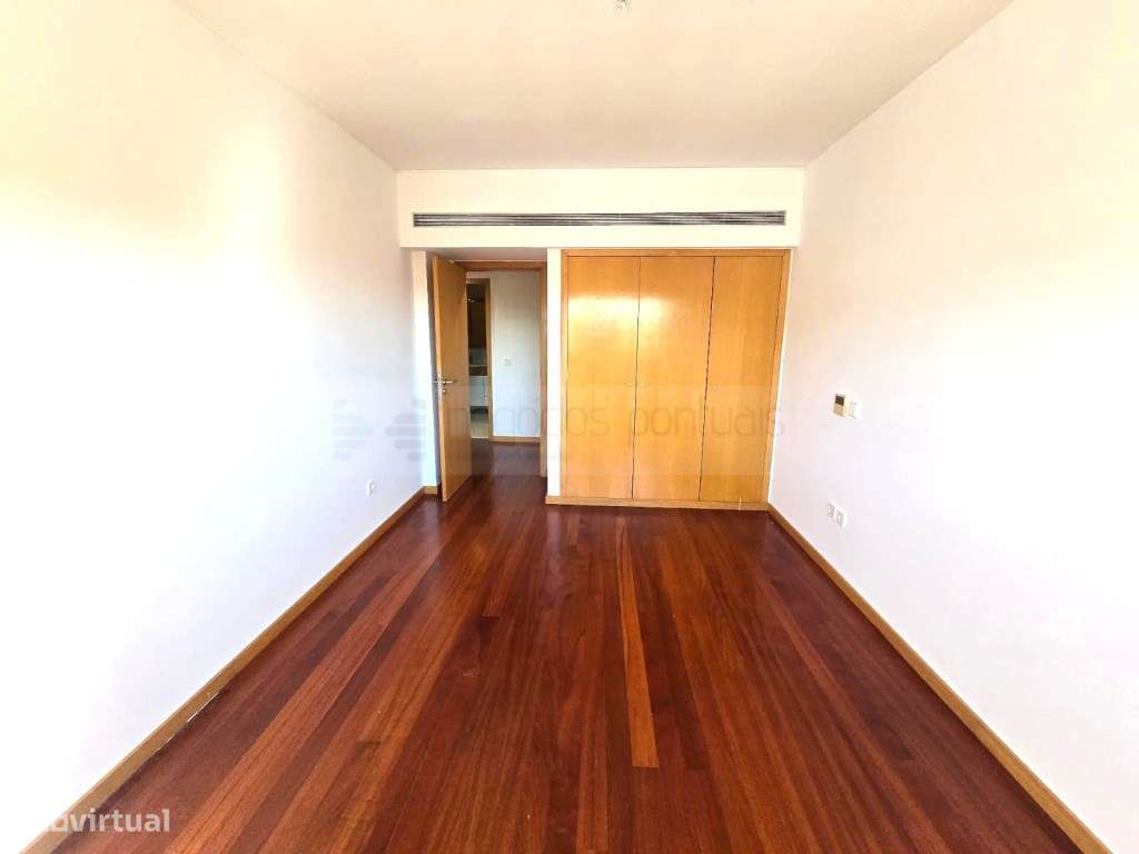 T4 com áreas generosas em São Victor, Braga | Junto a Escola Gulben...-12