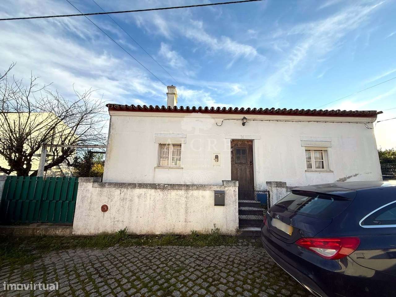 Moradia T2 Térrea com Quintal na Graça do Divor-0