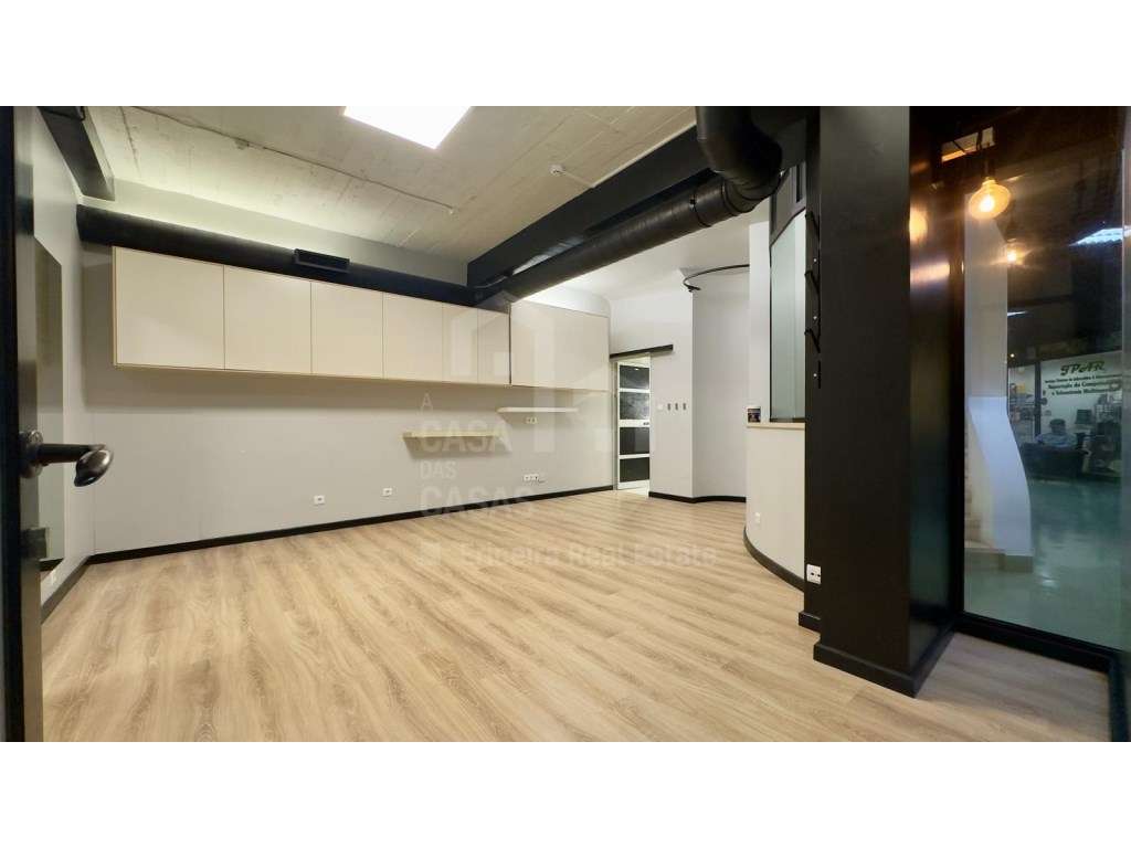 Arrenda Loja Ericeira, A Casa das Casas - Grande imagem: 5/6