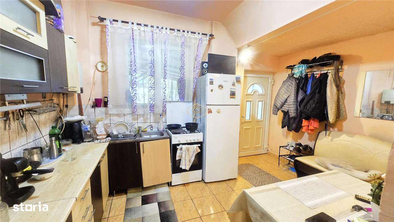 VIDEO | Casa cu 4 camere, terasa si dublu acces | Soarelui, langa Unio-6