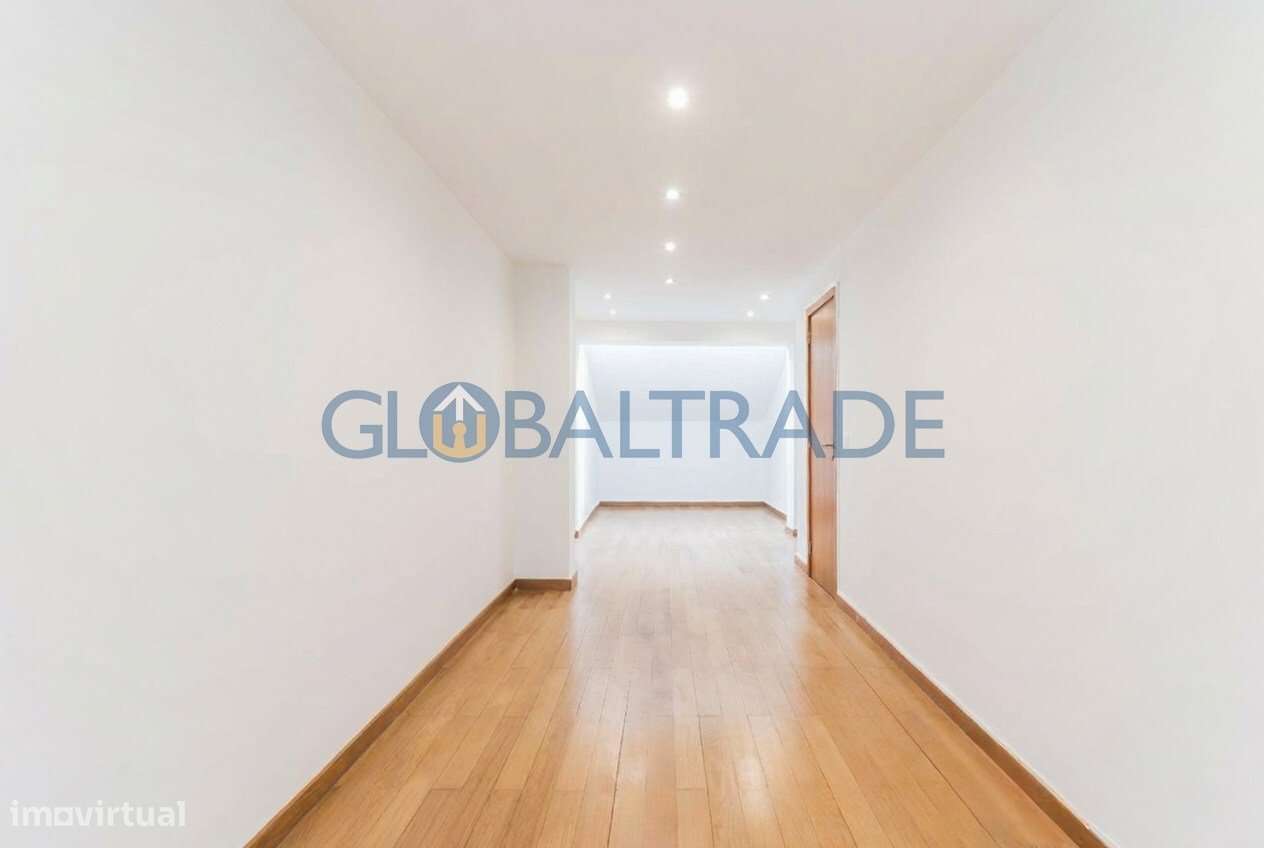 Duplex T2+1 com vista mar em Canidelo-39