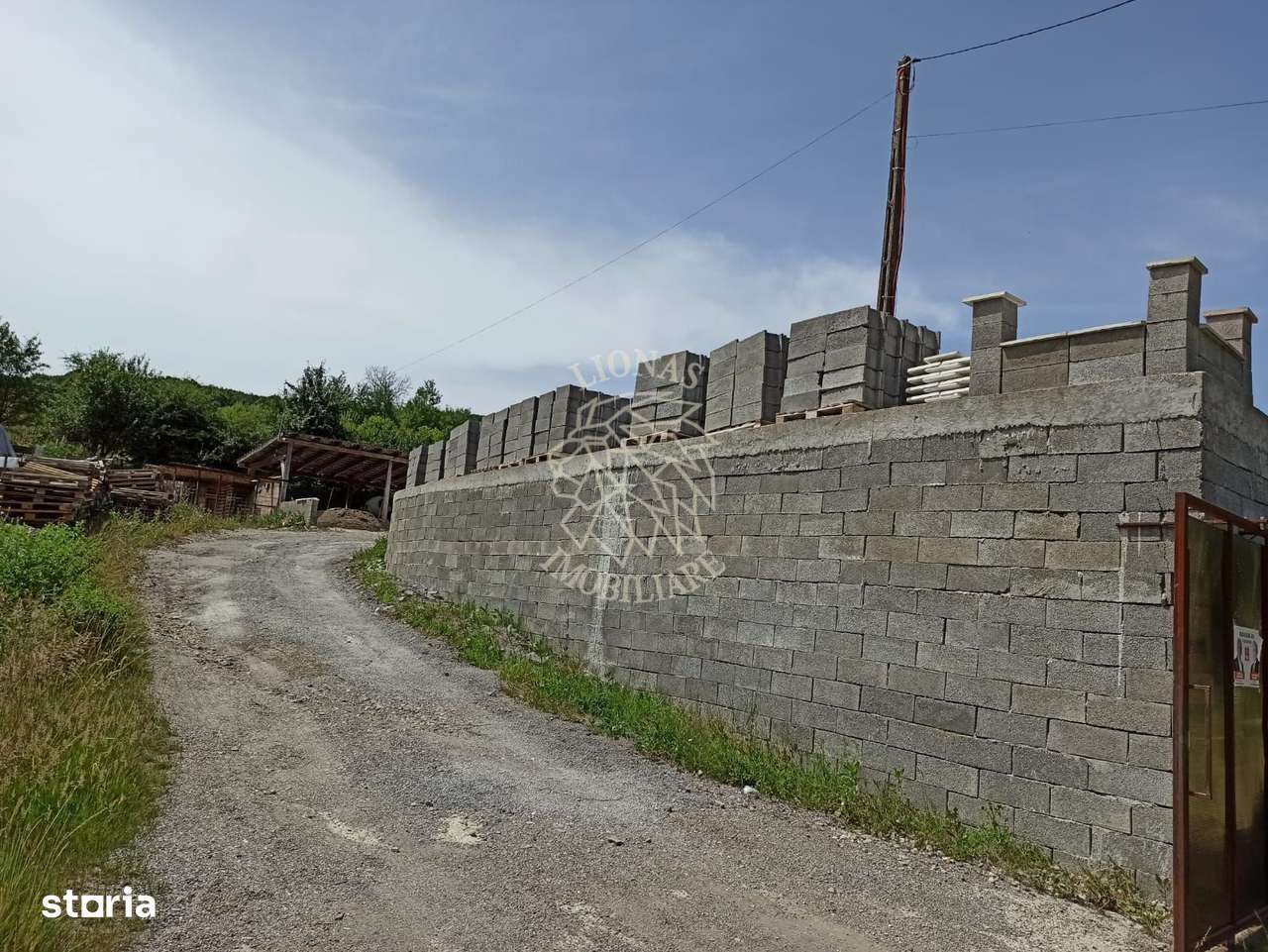 Afacere la cheie-Hala productie 173 mp-teren 1400 mp-Jelna - Imagine principală: 4/7