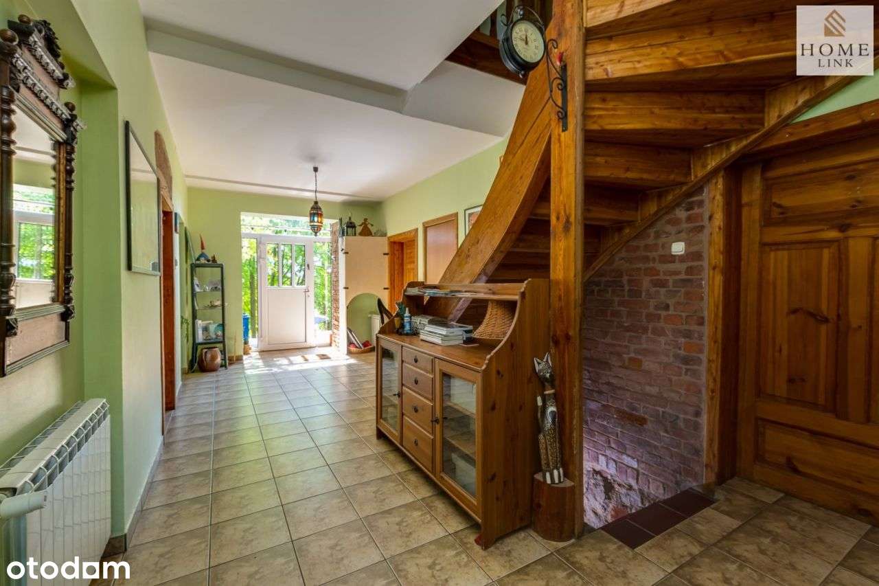 Dom w dawnej szkole nad jeziorem-13