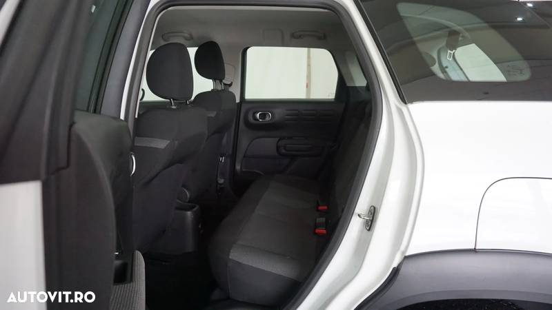 Citroën C3 AIRCROSS 1.2 PureTech BVM Live - 16