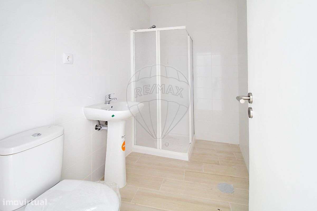 Moradia T1 para arrendamento - Grande imagem: 5/13