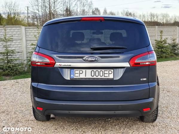 Ford Mondeo 2.0 TDCi Ghia - 28