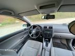 Volkswagen Golf V 1.6 Trendline Tiptr - 13