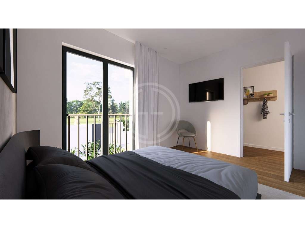 Moradia Unifamiliar com Piscina e Garagem-13