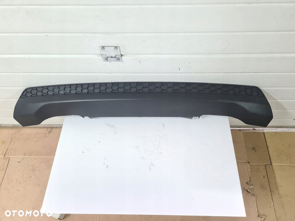 VOLVO C30 R-DESIGN SPOILER LISTWA TYŁ DYFUZOR - 1