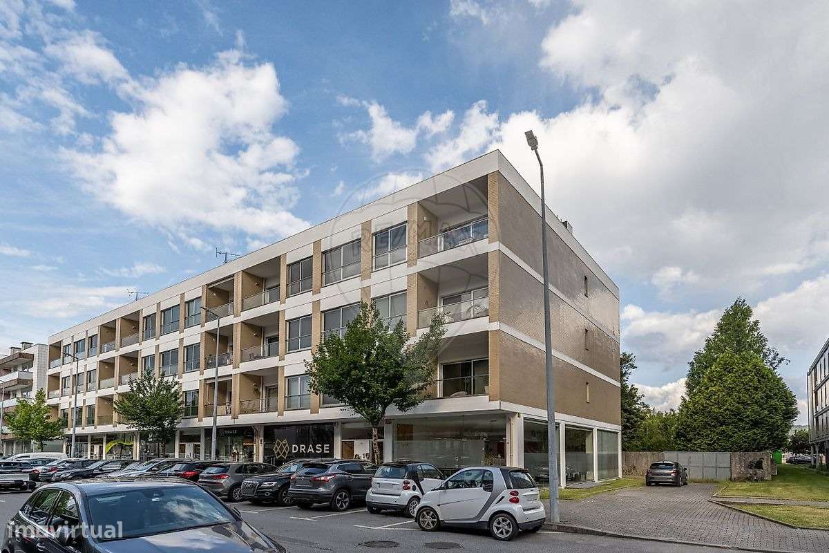Apartamento T3 situado em Celeirós-20