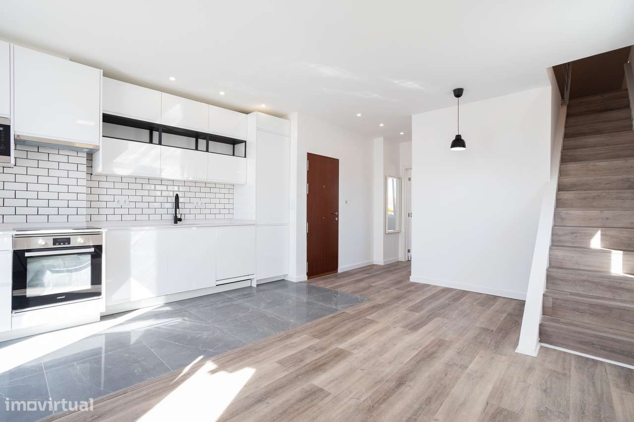 Duplex Remodelado com Terraço - Grande imagem: 2/17