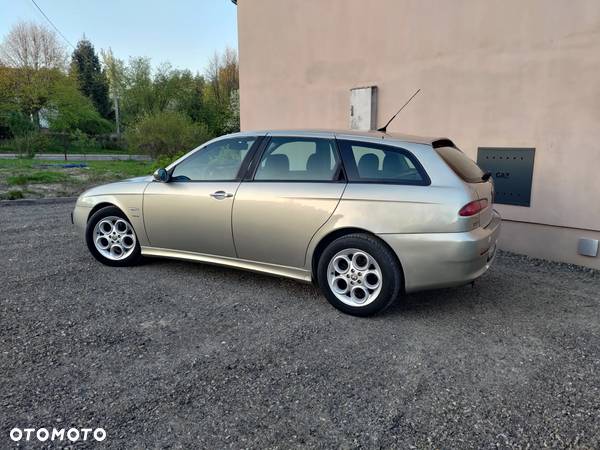 Alfa Romeo 156 2.4JTD20v Distinctive - 3