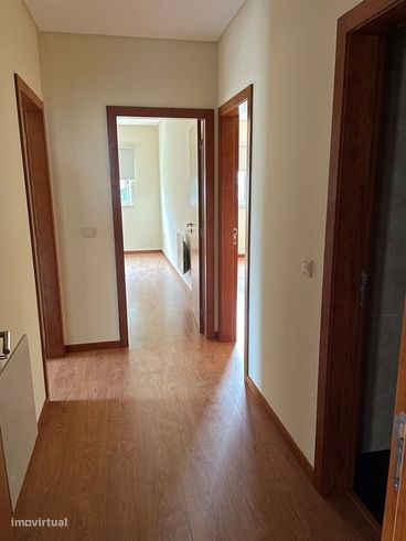 Apartamento T3 com garagem dupla – São Bernardo-25