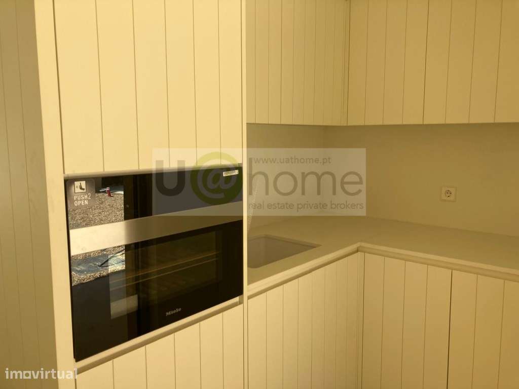 Moradia V4 em Vilamoura com piscina.-16