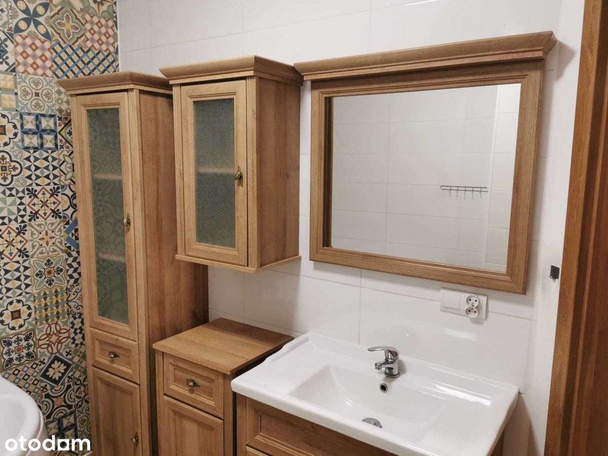 3 pokoje z ogrodenm i miejscem postojowym-12