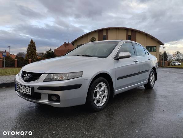 Honda Accord 2.0 Executive - 1