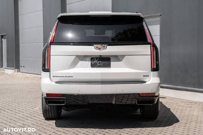 Cadillac Escalade - 8