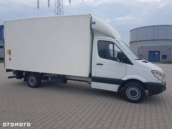 Mercedes-Benz Sprinter - 3