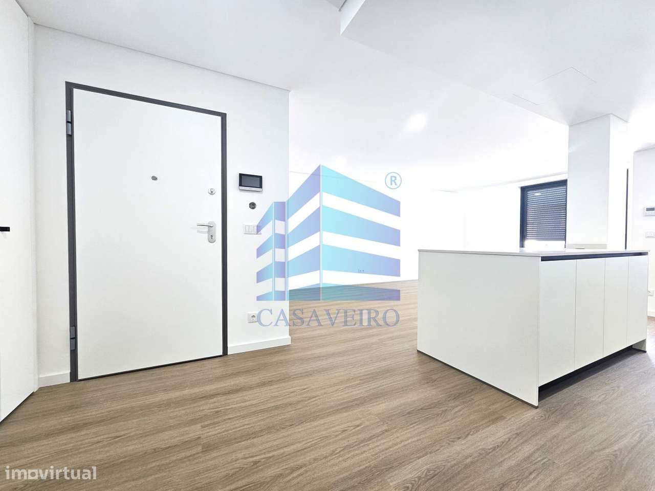 Apartamento T3 com 2 Lugares de Garagem São Bernardo-14