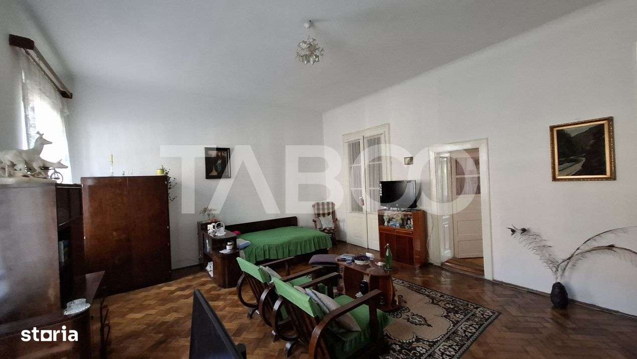 Apartament la vila 3 camere de vanzare 113 mp zona Ultracentral Sibiu - Imagine principală: 4/10
