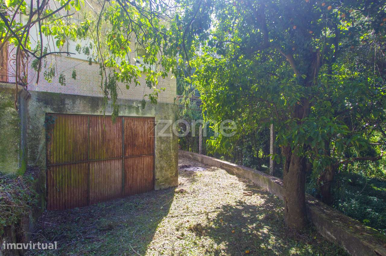 Quintinha Para Restauro Em Vila Verde