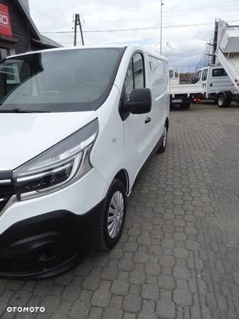 Renault TRAFIC - 4