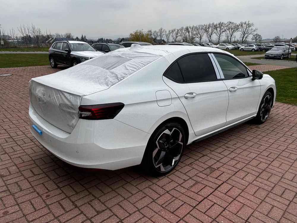 SKODA SUPERB Superb Sportline 2.0 TDI 193 KM 7-biegowa DSG 4x4