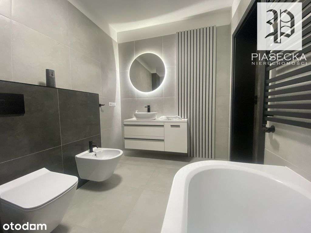 Dom do zamieszkania z tarasem, ogrodem i garażem-15