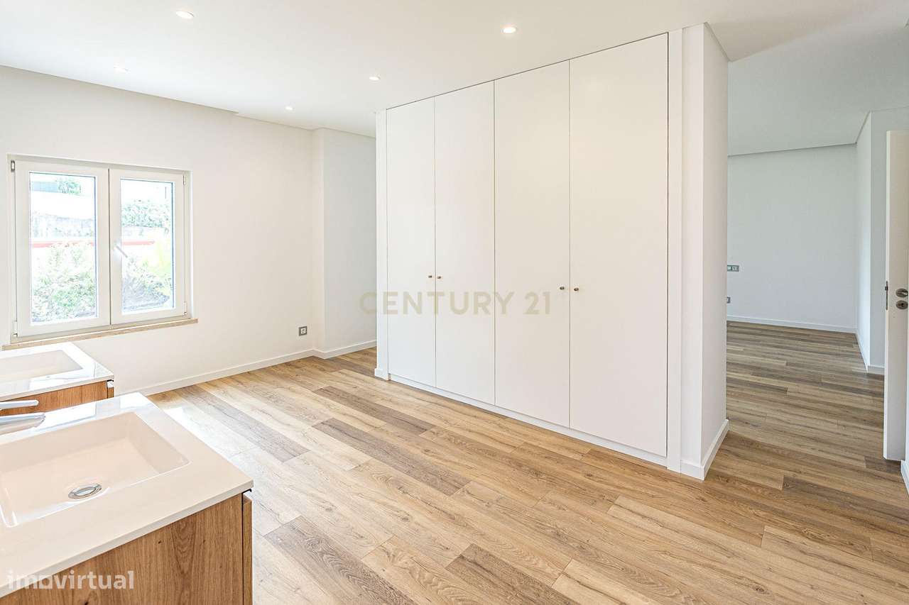 Moradia T6 de Luxo - 924 m² - Piscina -  São Pedro da Cadeira - Nova-28