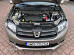 Dacia Sandero 1.2 16V Laureate - 35