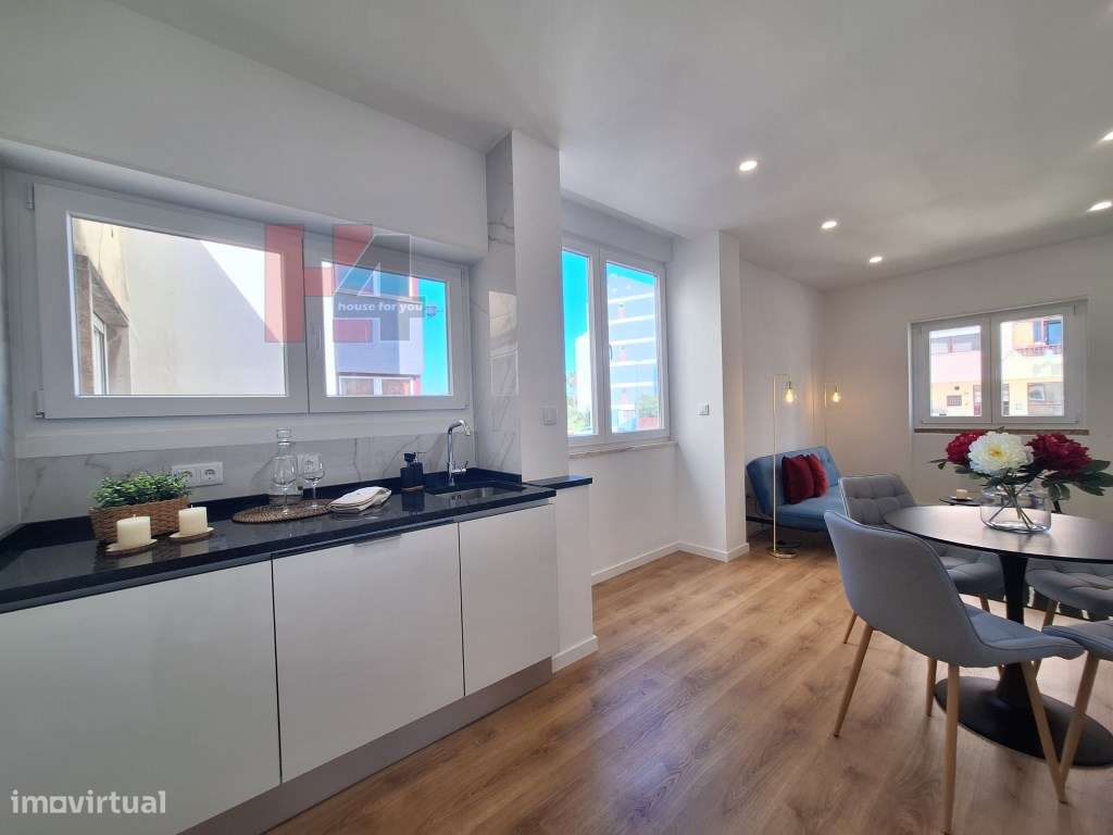 Apartamento T3 totalmente remodelado em Benfica-1