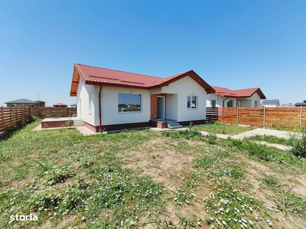 Casa 3 Camere, Finisaje Premium, Teren 409 mp - Vidra - Imagine principală: 4/10