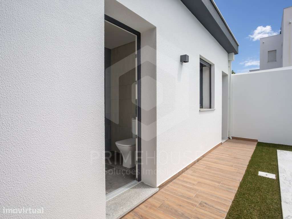 Moradia com 3 suites, garagem e piscina na Av. de Negreiros - Quint...-44