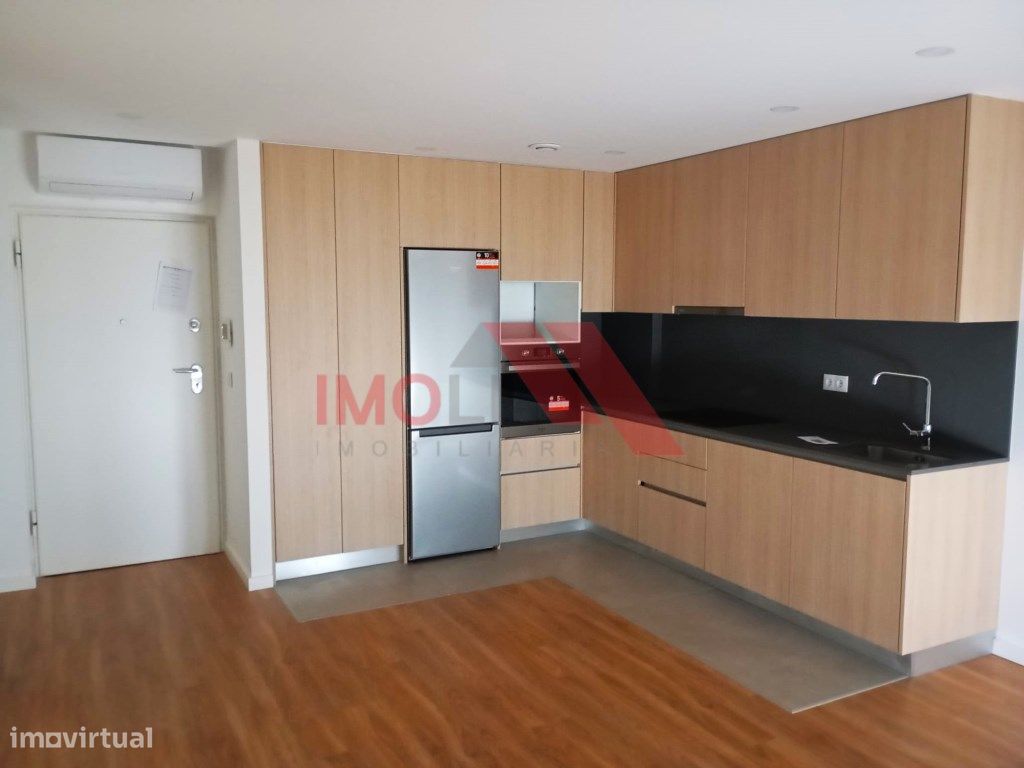 Apartamento T1 com terraço Arcos de V...