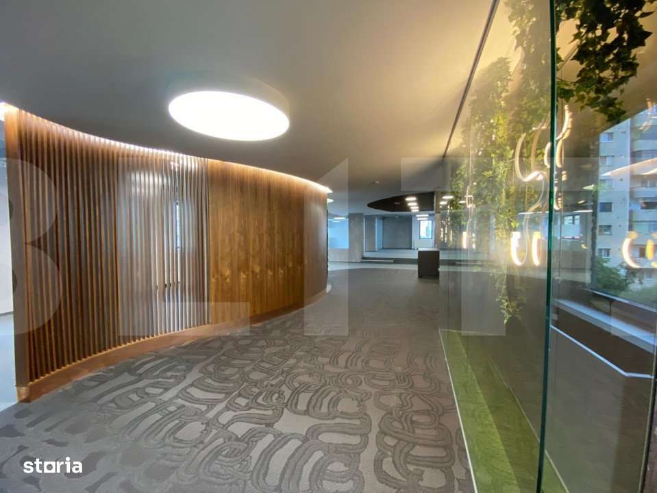 Spatiu deosebit in cladire clasa A - Imagine principală: 4/13